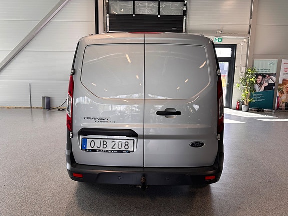 Ford Transit Connect 4 of 5