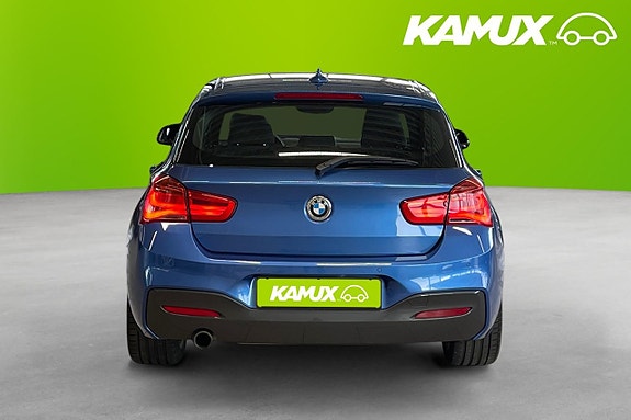 BMW 118i 5 of 5
