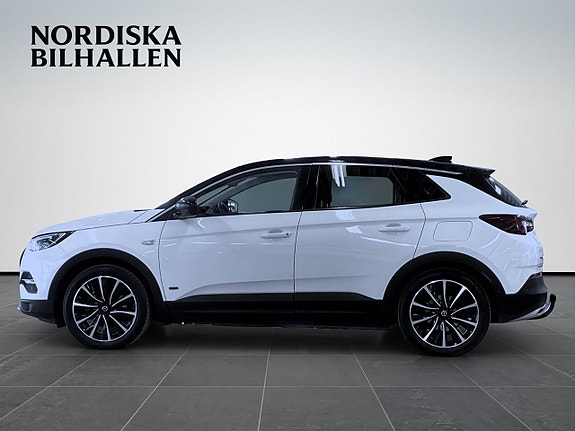Opel Grandland X 4 of 5