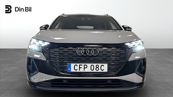 Audi Q4 e-tron 4 of 20