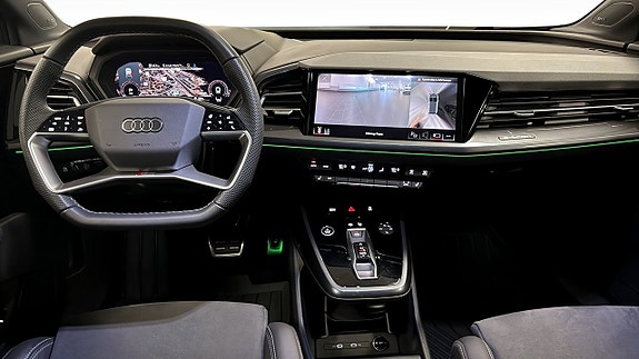 Audi Q4 e-tron 10 of 20