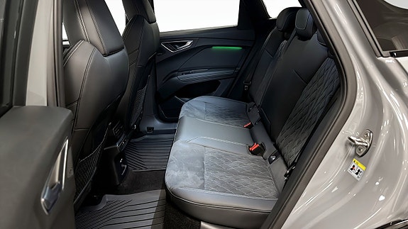Audi Q4 e-tron 11 of 20