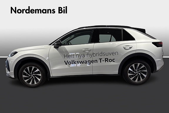 Volkswagen T-Roc 2 of 5