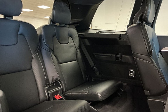 Volvo XC90 20 of 26