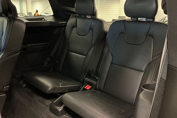 Volvo XC90 19 of 26