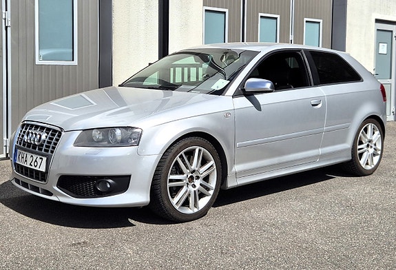 Audi S3 2 of 5