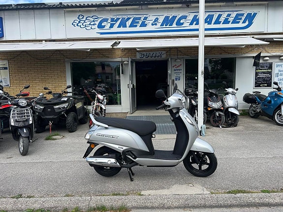 Suzuki ADDRESS 125