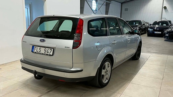 Ford Focus 4 of 5