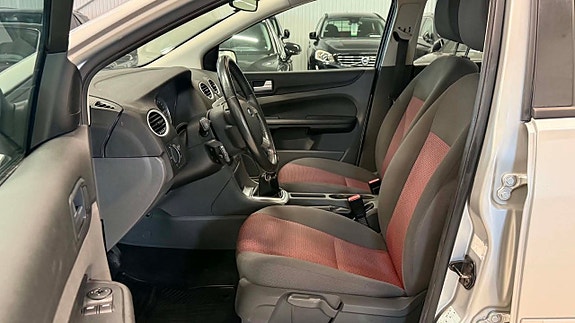 Ford Focus 7 of 11