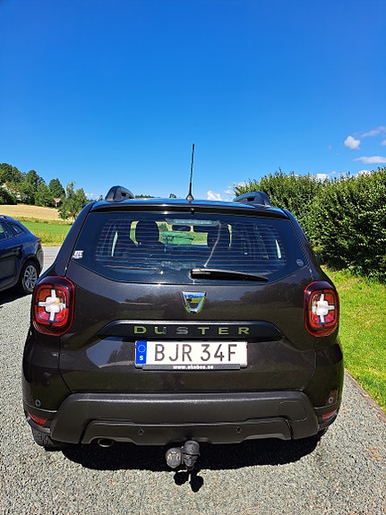 Dacia Duster 2 of 5