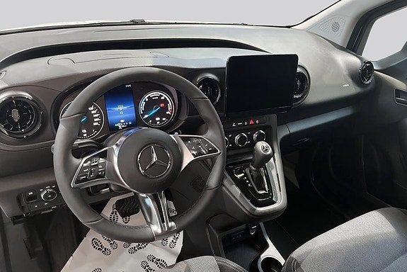 Mercedes-Benz eCitan 7 of 15