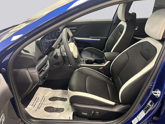 Kia K4 8 of 18