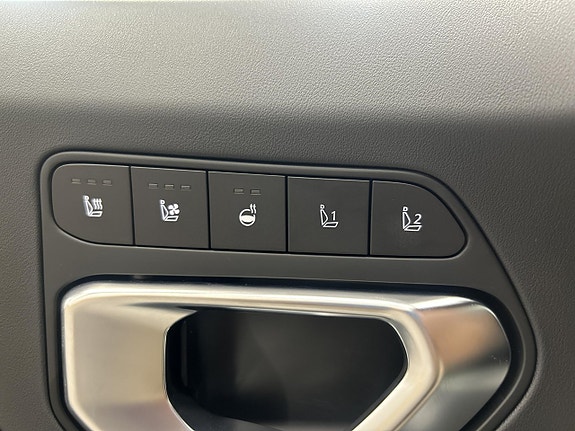 Kia K4 17 of 18