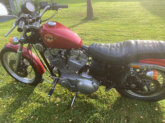 Harley-Davidson Sportster Xlh 883 2 of 2