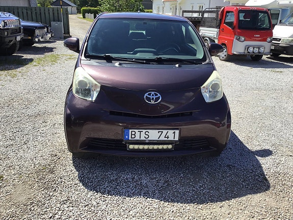 Toyota IQ 20 of 20