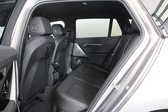 BMW 520 12 of 15