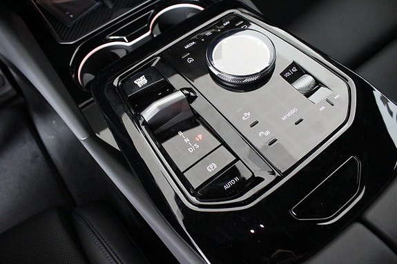 BMW 520 8 of 15
