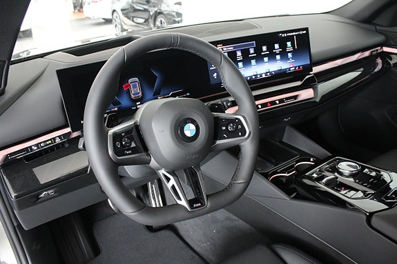 BMW 520 5 of 5