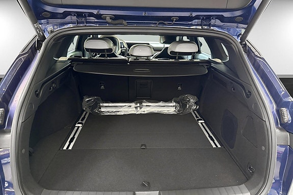 Kia K4 14 of 15