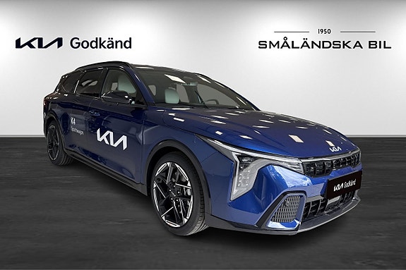 Kia K4 3 of 5
