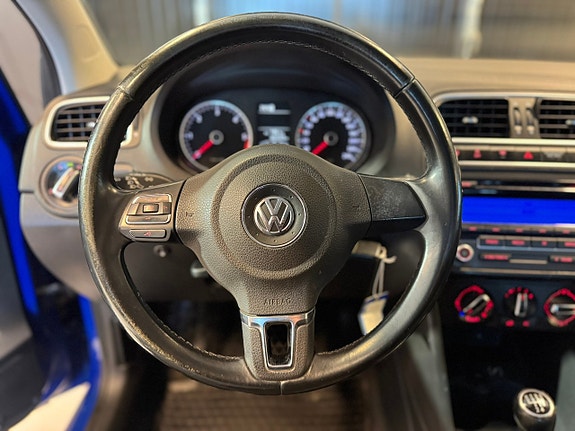 Volkswagen Polo 11 of 14