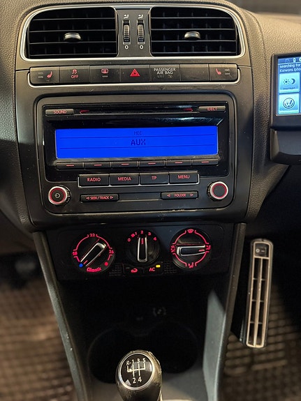 Volkswagen Polo 12 of 14