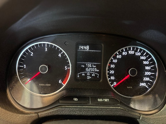 Volkswagen Polo 14 of 14