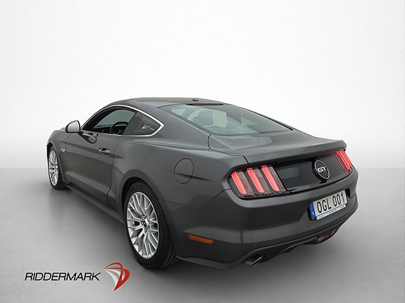 Ford Mustang 6 of 30
