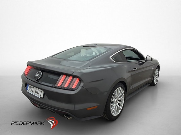 Ford Mustang 8 of 30