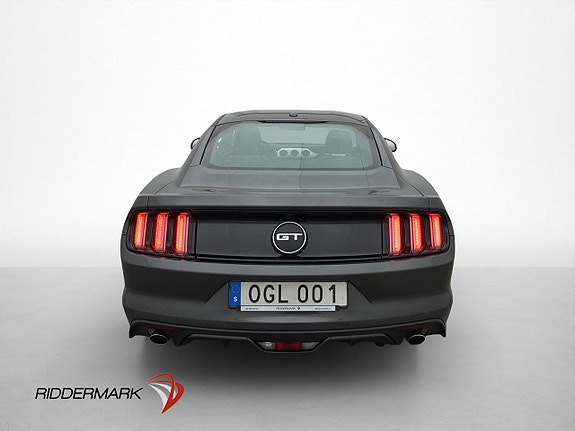 Ford Mustang 7 of 30