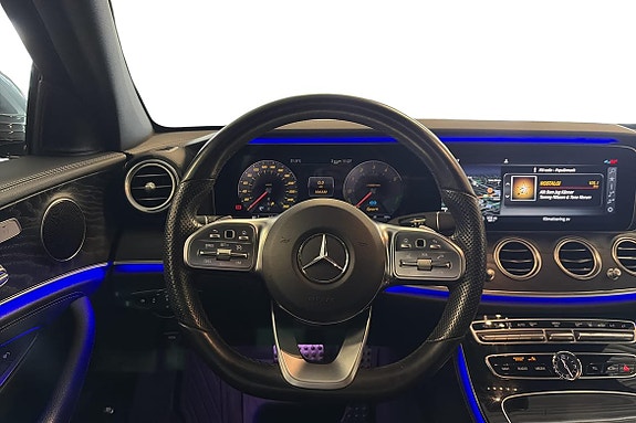 Mercedes-Benz E300 de 13 of 24