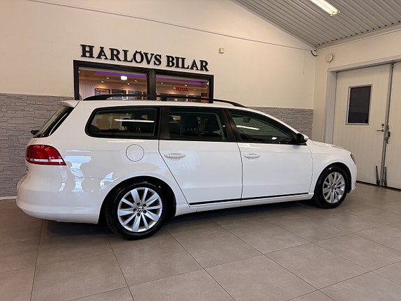 Volkswagen Passat 6 of 16