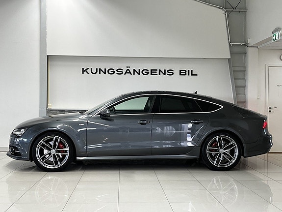 Audi A7 4 of 5