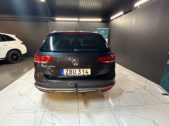 Volkswagen Passat Alltrack 5 of 5