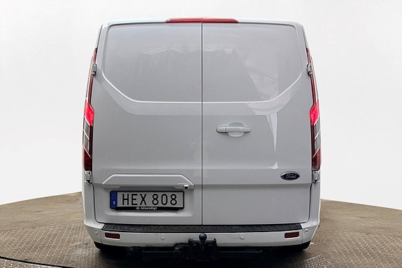 Ford Transit Custom 7 of 25