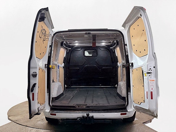 Ford Transit Custom 8 of 25