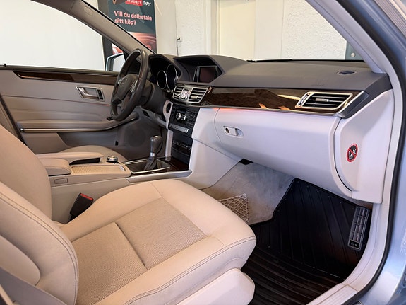 Mercedes-Benz E200 6 of 13