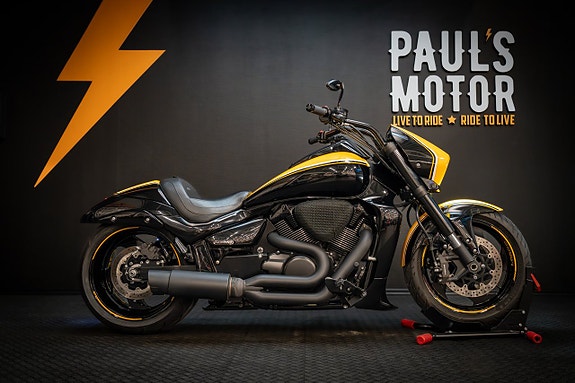 Suzuki M1800R Intruder 300