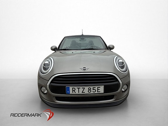 MINI Cooper 2 of 5
