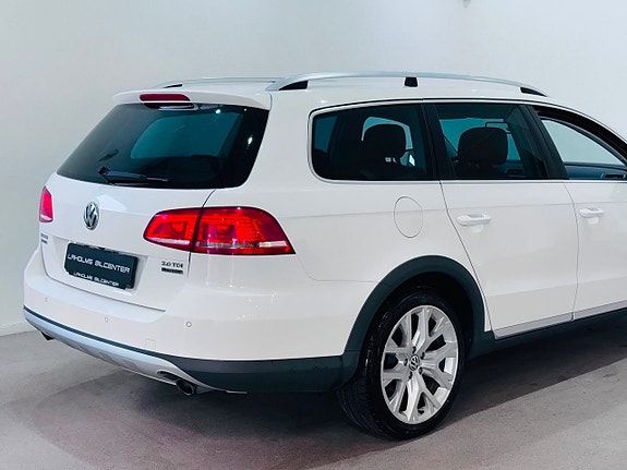 Volkswagen Passat Alltrack 19 of 20