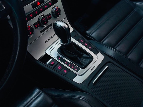 Volkswagen Passat Alltrack 11 of 20