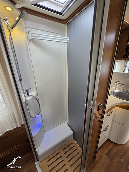Hymer B 698 EXPERIENCE / Alde / Automat - KAMPANJ 11 of 19