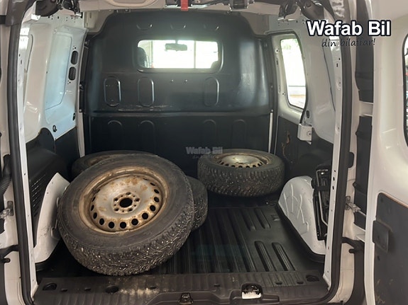 Renault Kangoo Express 14 of 15