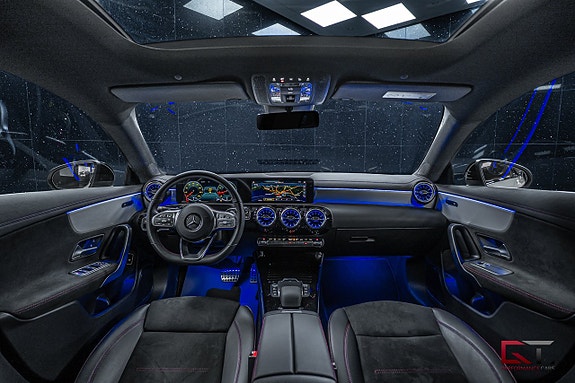 Mercedes-Benz CLA200 15 of 19