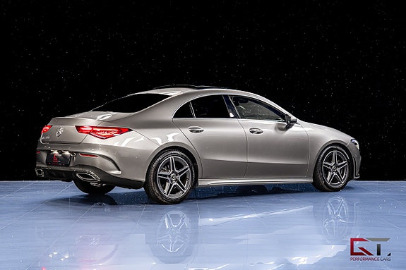 Mercedes-Benz CLA200 8 of 19