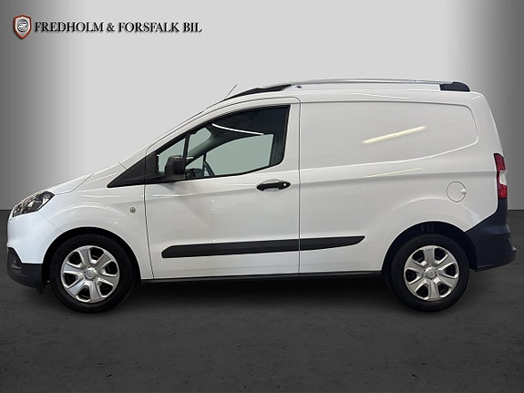 Ford Transit Courier 2 of 5
