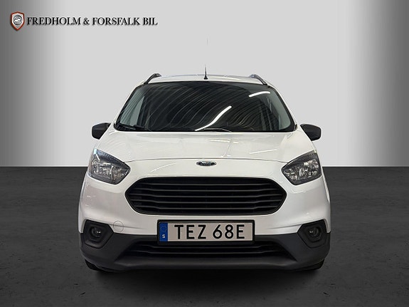 Ford Transit Courier 7 of 18