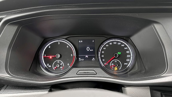 Volkswagen Transporter 13 of 18