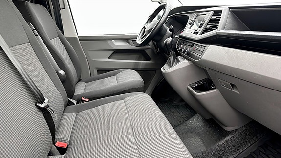 Volkswagen Transporter 11 of 18