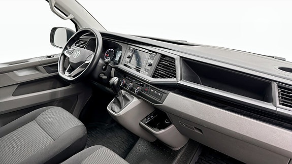 Volkswagen Transporter 10 of 18